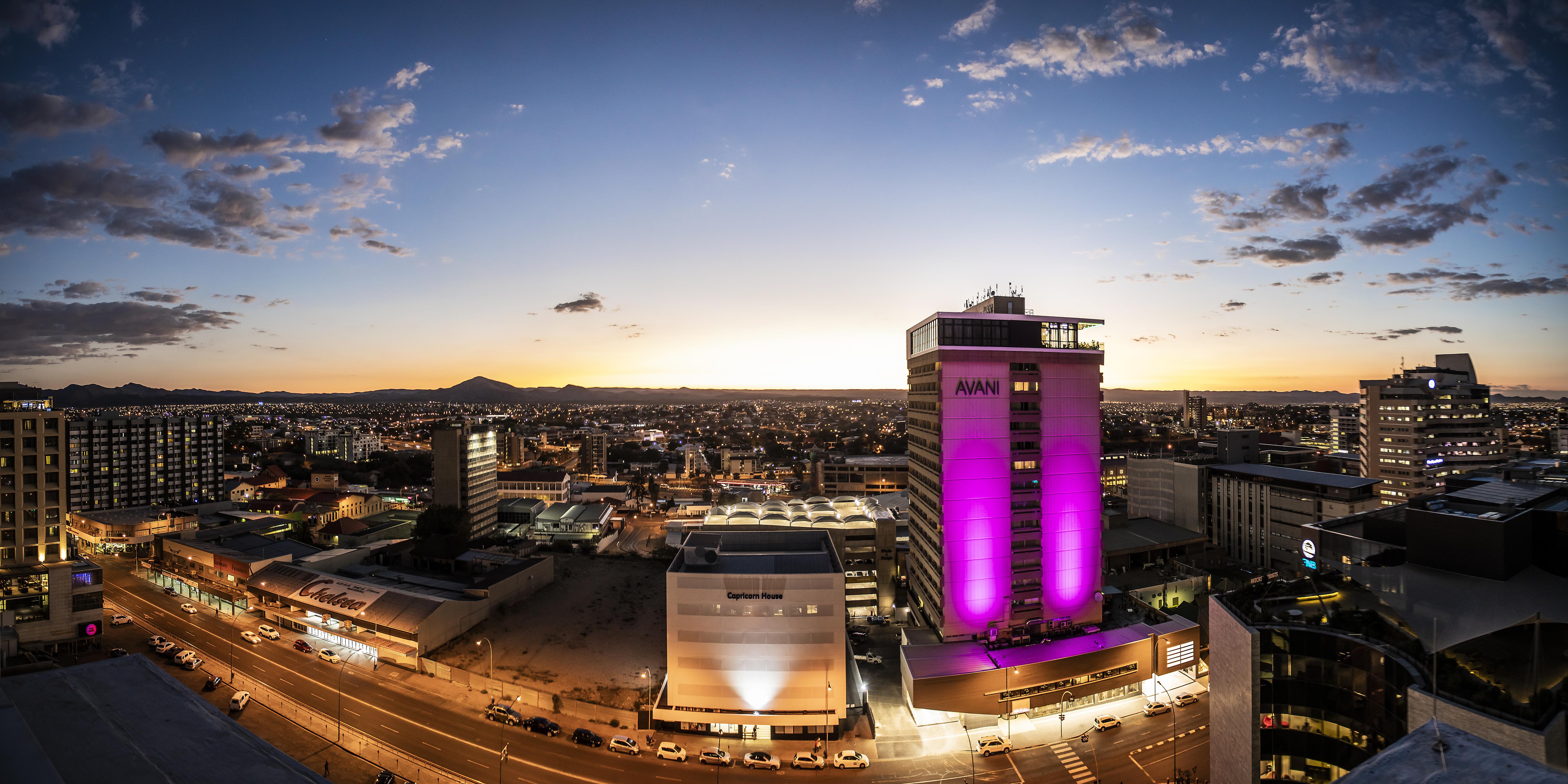 Avani Windhoek Hotel & Casino Bagian luar foto